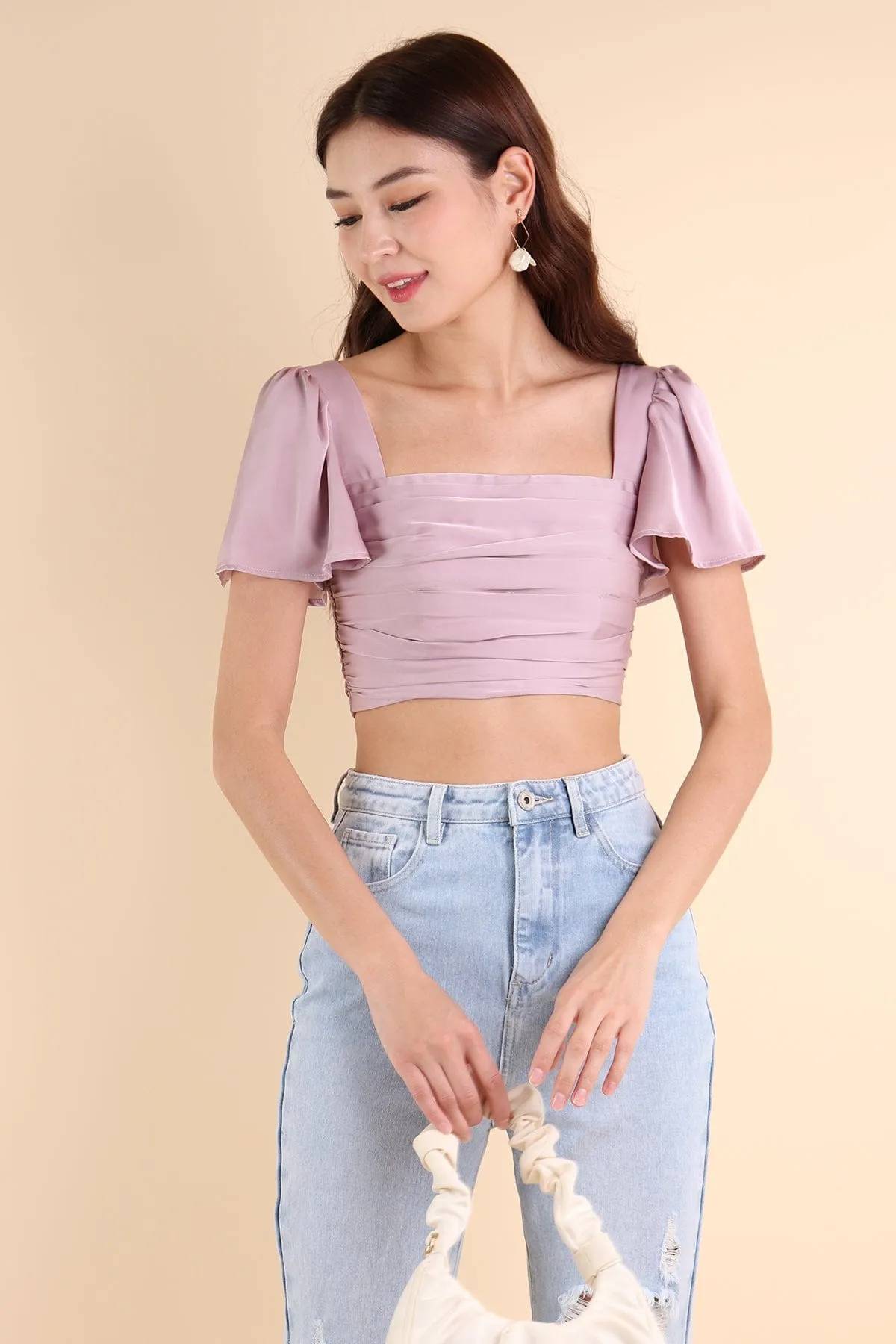 AVALENE RUCHED SLEEVE TOP IN LILAC PINK
