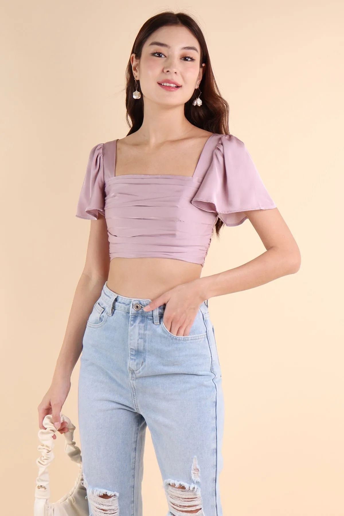 AVALENE RUCHED SLEEVE TOP IN LILAC PINK