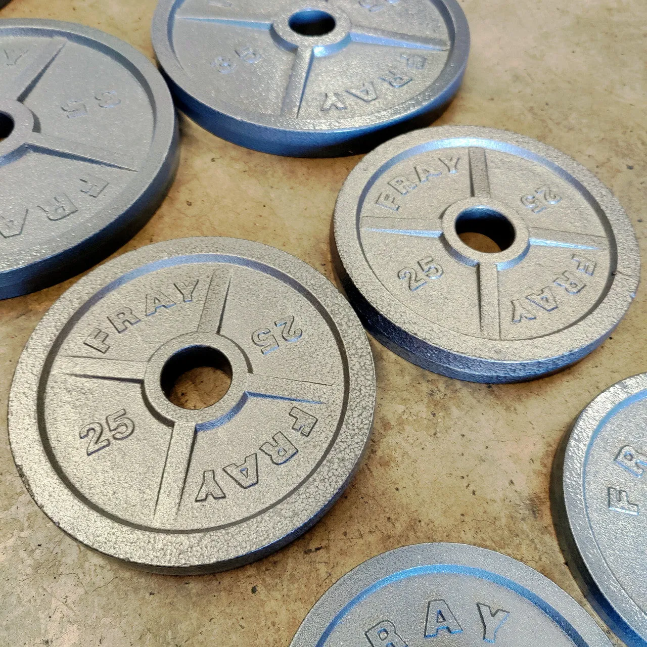 NEW Individual Cast Iron Weight Plates 2.5-45lb