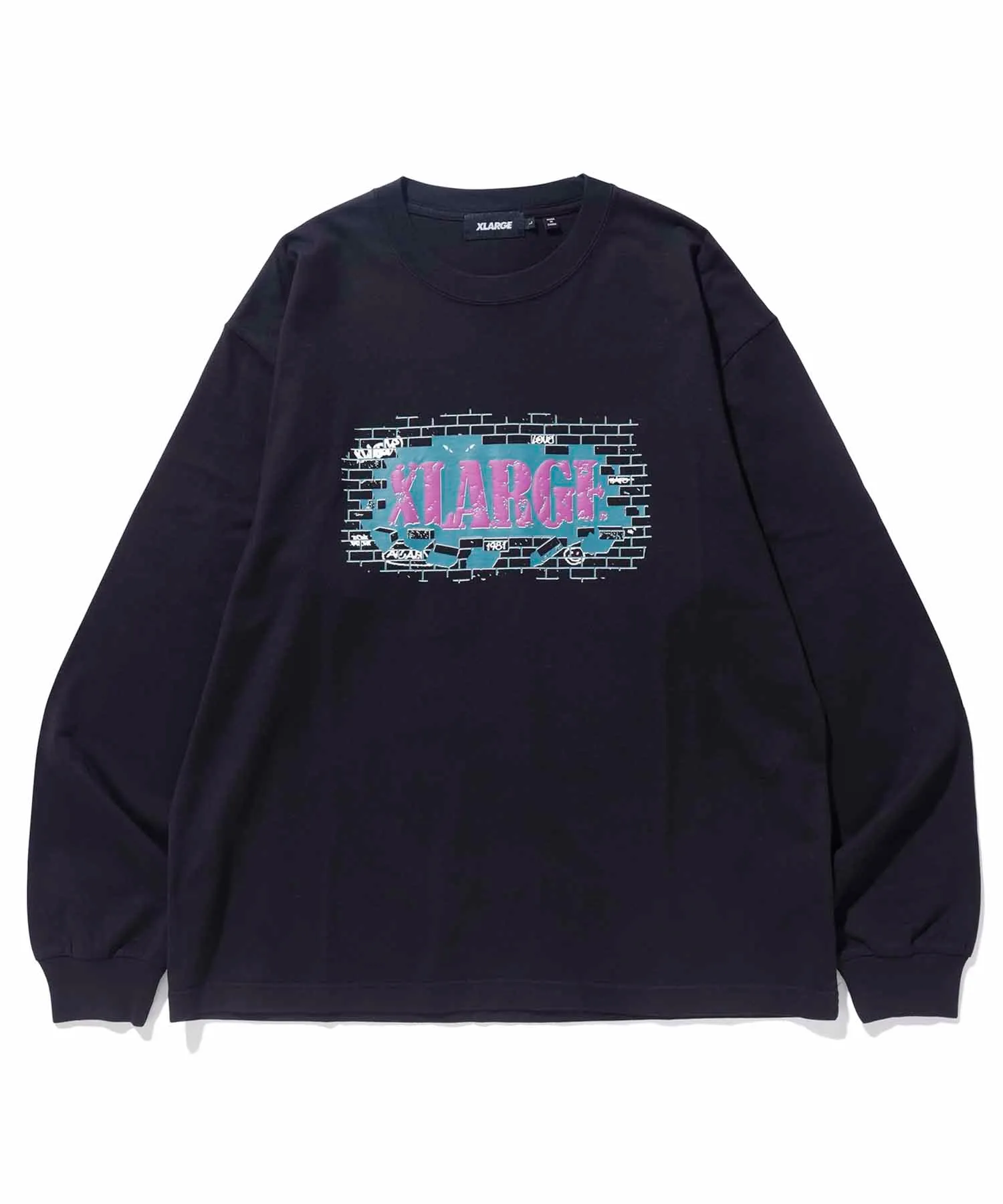 WALLS HAVE EYES L/S TEE